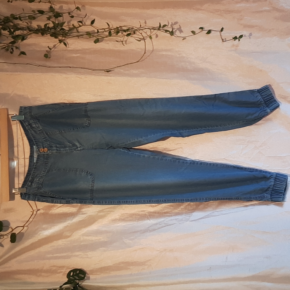 Blossom Joggers